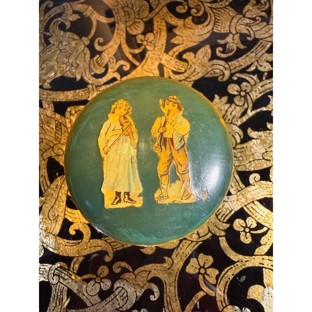 Vintage Hand-Painted Wood Stamp Roll Box 2″ Round Musical Figures - Picture 5 of 16